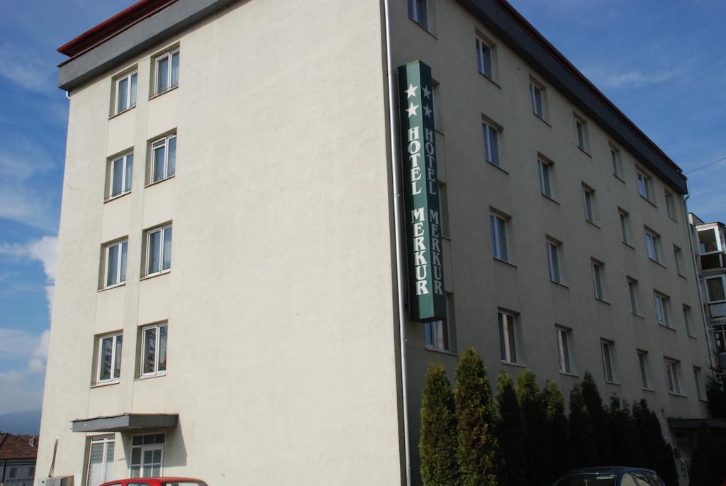 Hotel Merkur Miercurea Ciuc Exterior photo